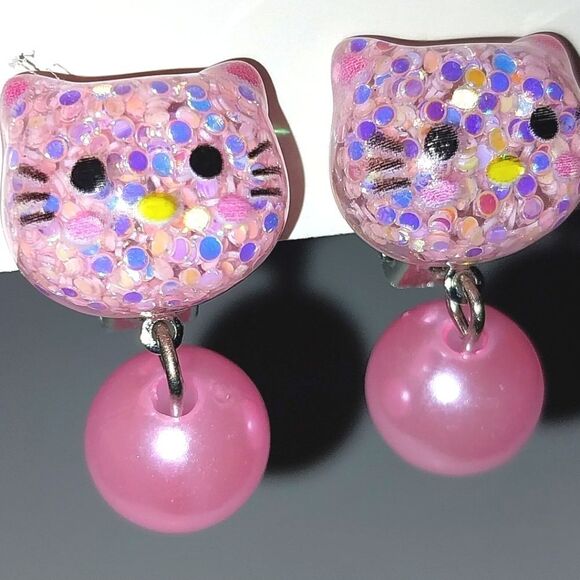 Beautiful fashion clip-on kids earrings - Picture 3 of 4